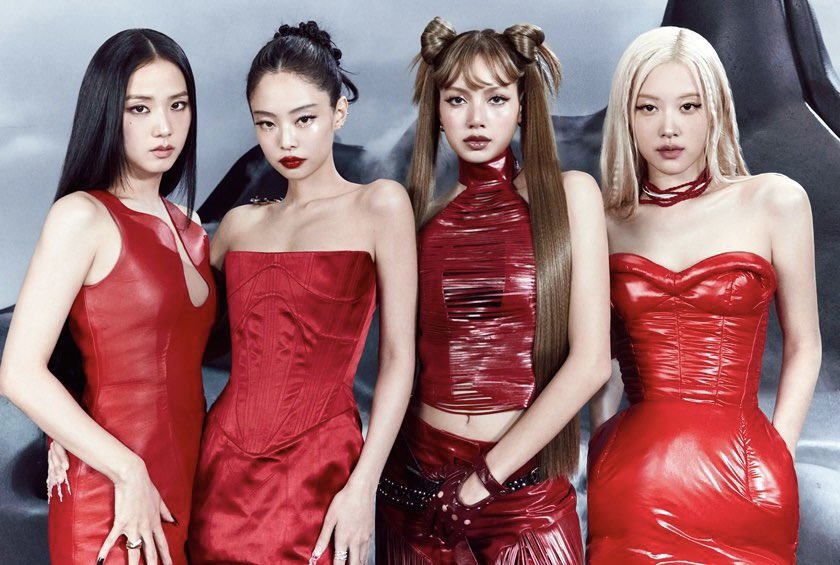 แดงไหนของจริงเพราะในเอ็มวีไม่มี