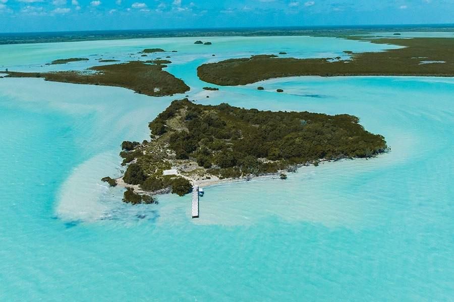 Coup de théâtre dans l'affaire Epstein ?

Le frère du monstre et seul héritier était-il le cerveau du clan ?

Une île au Belize 🇧🇿et Mark Epstein en associé

Le député zelenskyste Dmytro Solomchuk 🇺🇦 a acheté une île privée de 36 340 mètres carrés dans le district de Corozal au