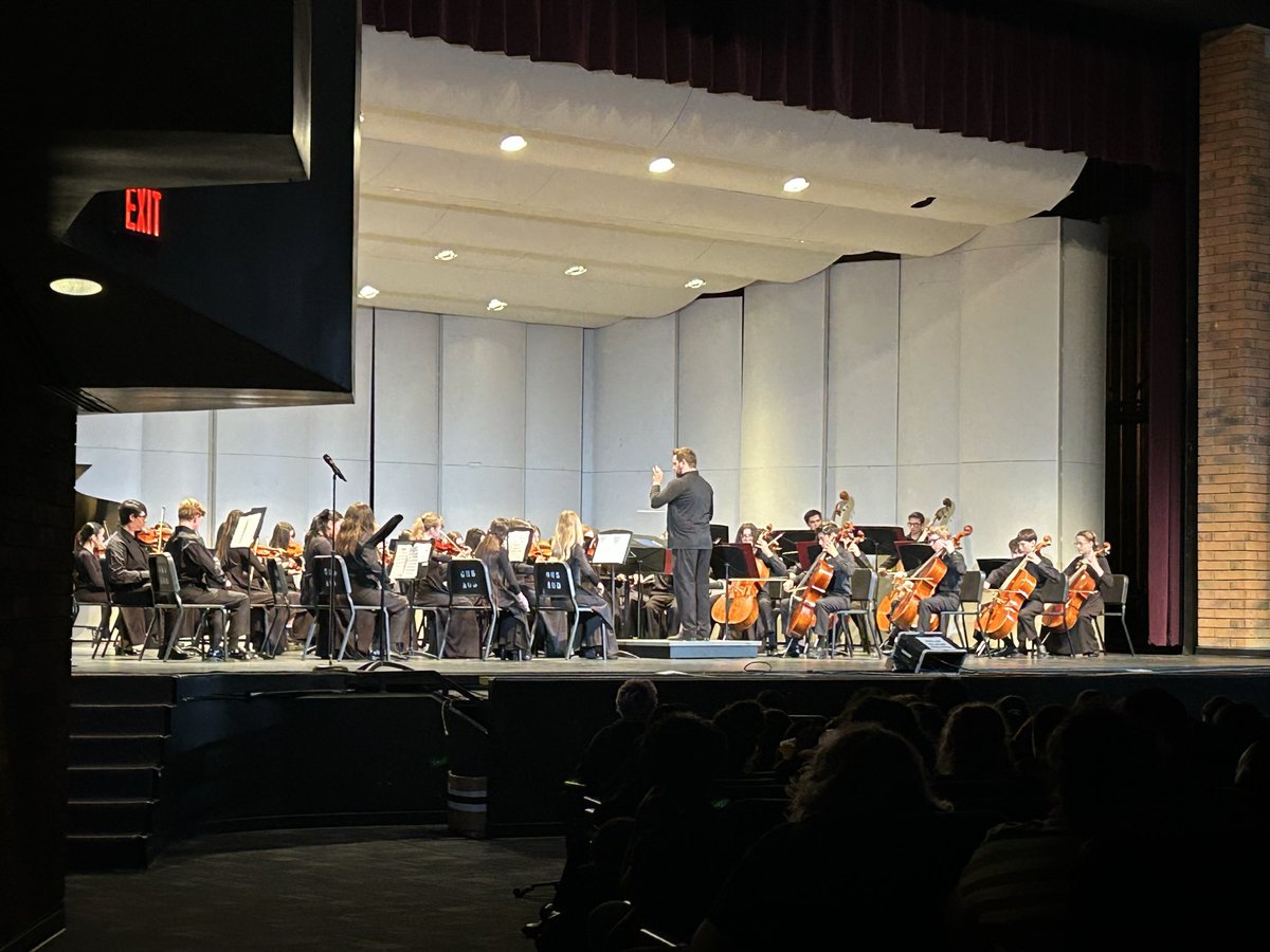 Gilbert High School tweet media