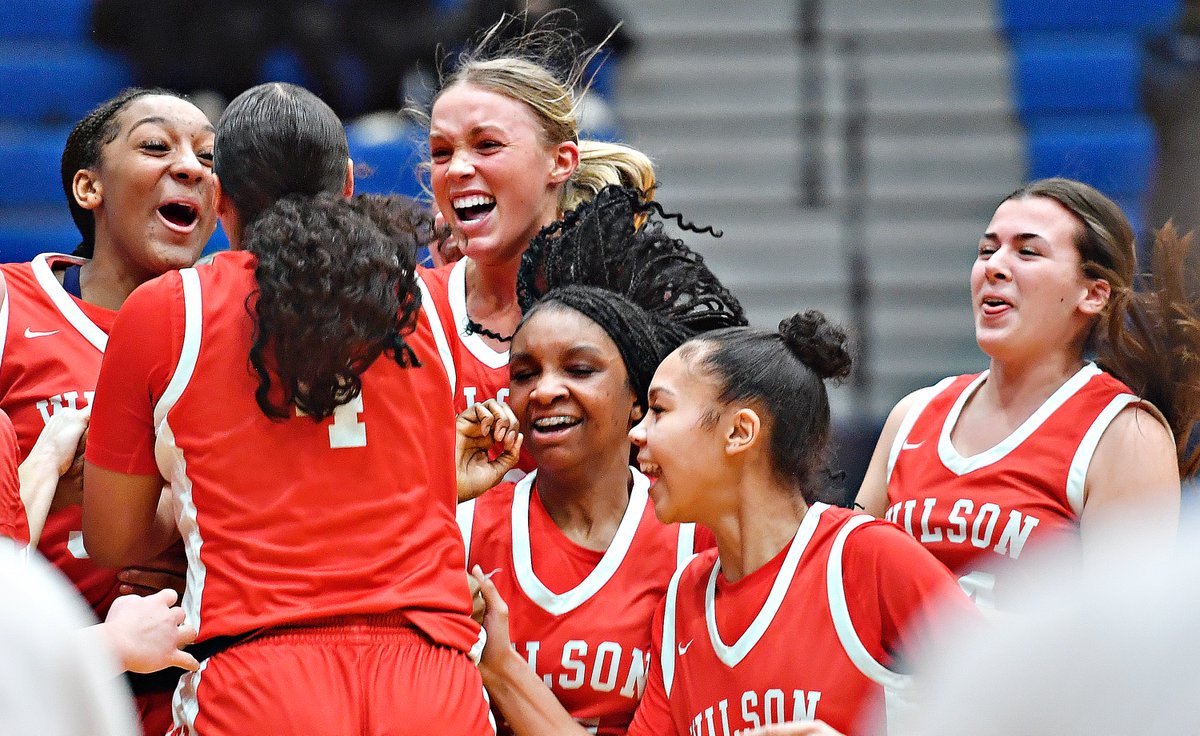 Dawn J. Sagert tweet media