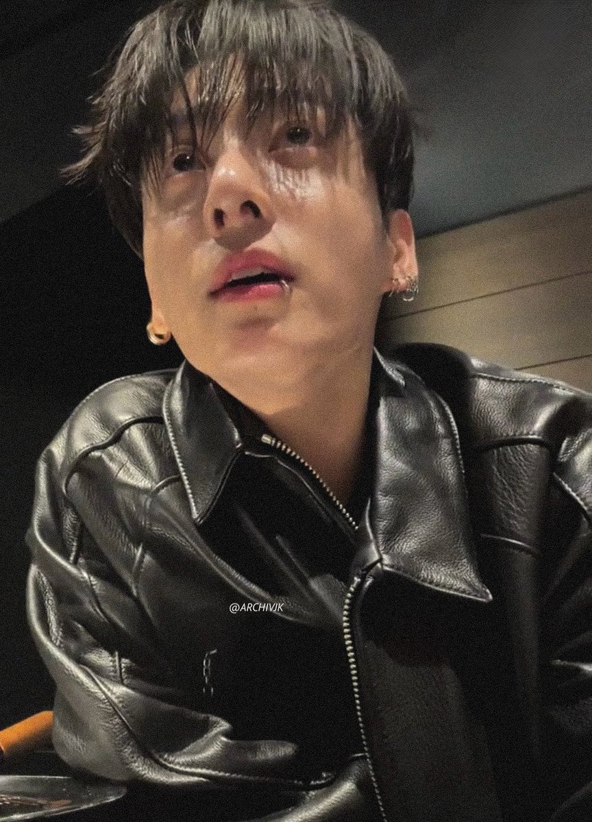 JK (@97jungukk) on Twitter photo 