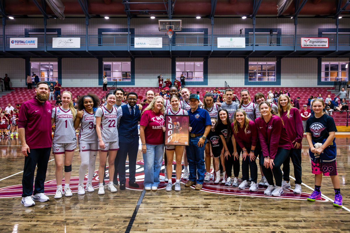 TWU Basketball tweet media