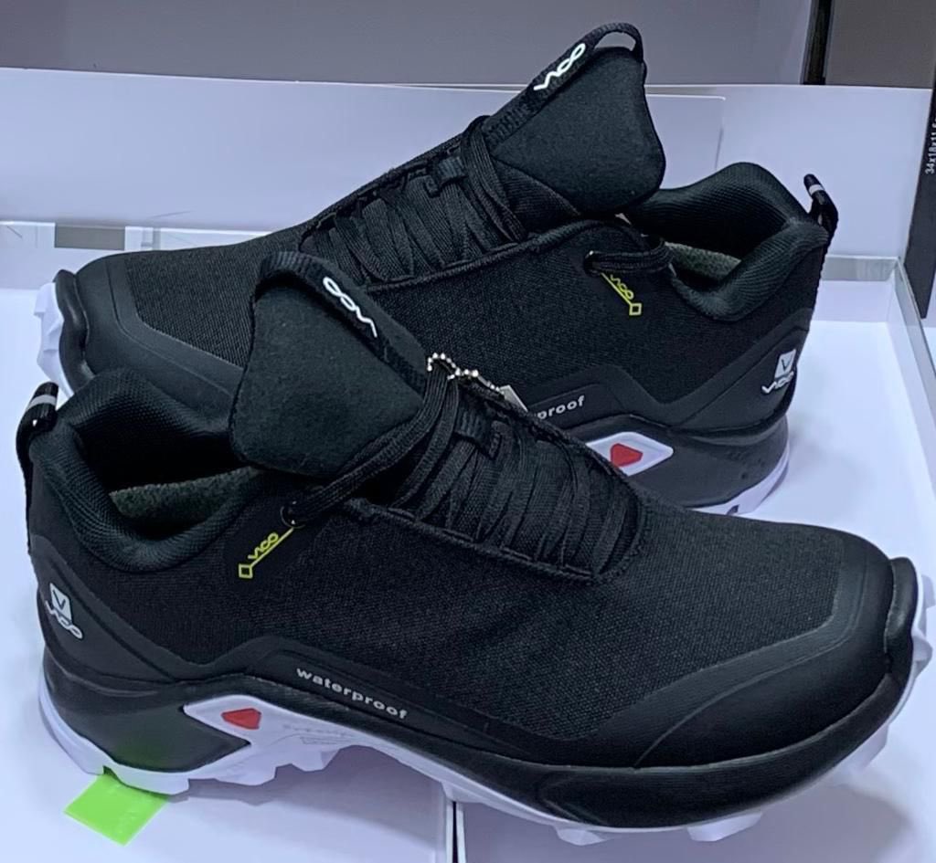 QueenOnlineBiz's tweet photo. Naomba Repost🙏

#VIATU BORA🔥🛍️

✅Size 40/41/42/43/44

✅Bei    80,000/=

https://t.co/j9XGg8BmWa
📍Kariakoo https://t.co/oNK2iMfu7R
