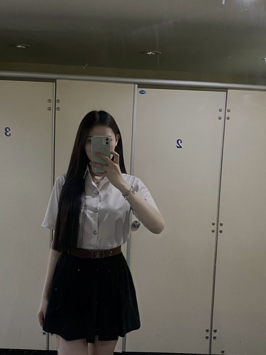 รรินนน tweet media