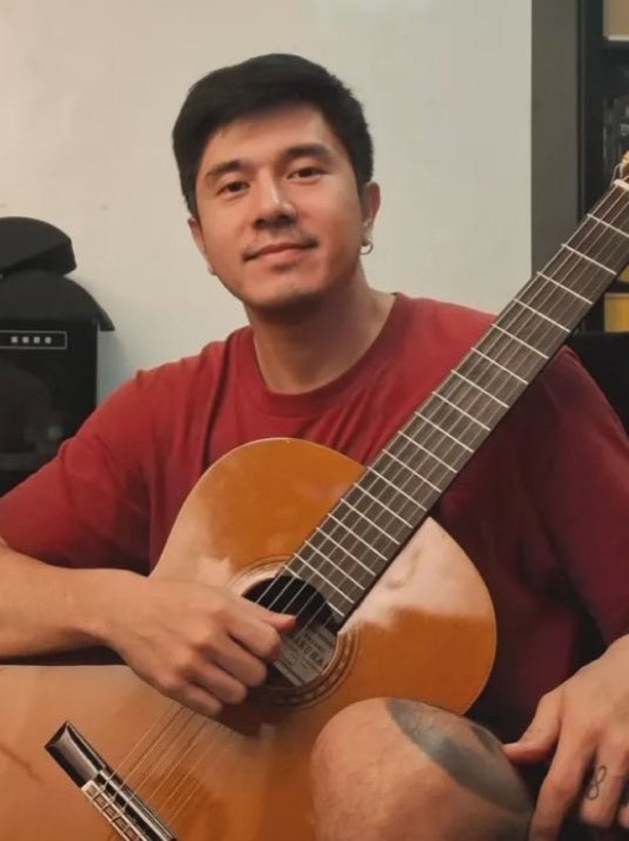 wow tapos si atecoo toka sa drums😙🤲