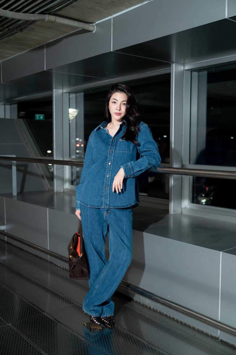 Vogue Thailand tweet media