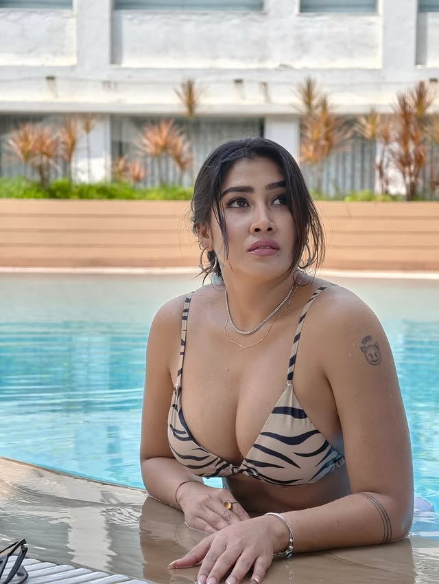 yourmalluguy's tweet photo. സോഫിയ കുട്ടൂസ്
#SofiaAnsari #indianhottie #sexy #instamodels https://t.co/m7ttB1rMsT