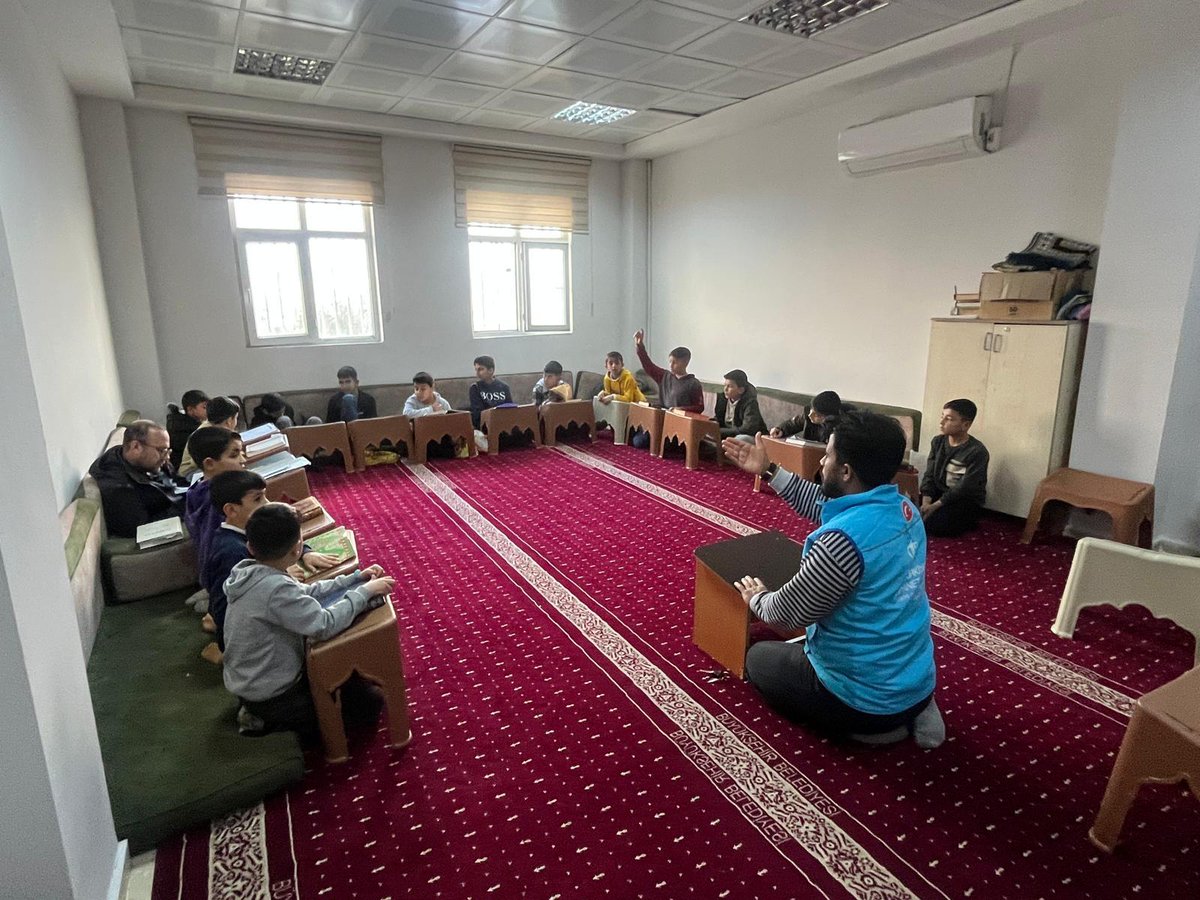 sbb_genclikspor's tweet photo. Ahmet Yesevi Gençlik Merkezimizde Kurslarımız Tüm Hızıyla Devam Ediyor.
@MithatCanKutluc https://t.co/vvlsKFtkci