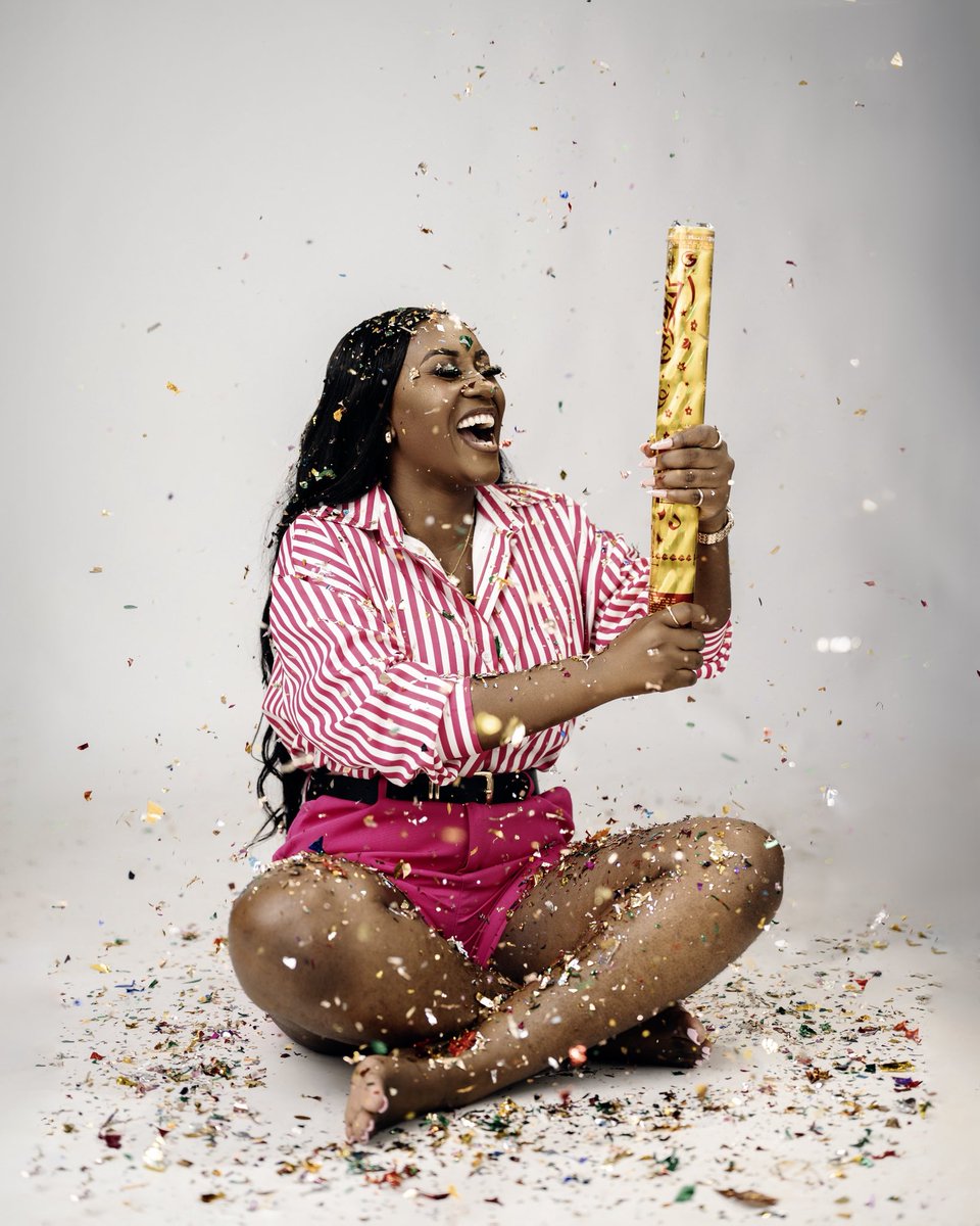 OliviaTutu05's tweet image. Hello #Chapter26 🎂🍾