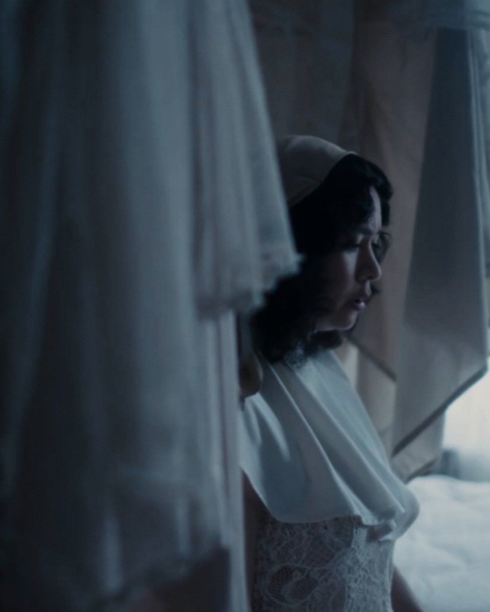 mitski files tweet media