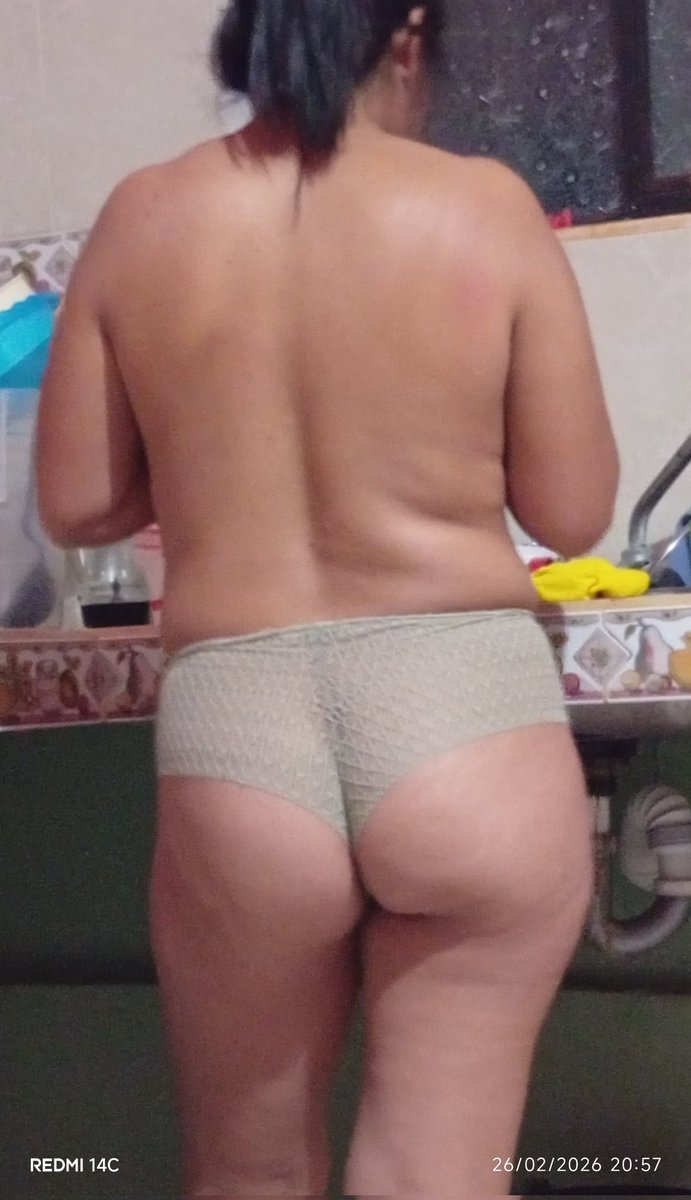 alvajuan1277's tweet photo. Mi mujer preparando la cena https://t.co/Ygds3x2FAA