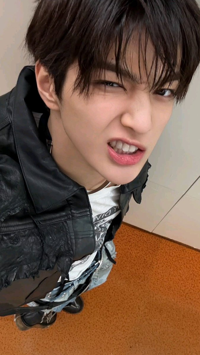 💖 RT DEAL FOR #KEONHO on Fancast!

[KGMA Artist of February ROOKIE]

50,000 Hearts 💞

✅ vote for for KEONHO on fancast  
✅ rt &amp; like this post (min. 250)
✅ drop proof (min. 250)

Fancast ⛓️‍💥 fancast.go.link/3Kshb

Deadline: 24HRS