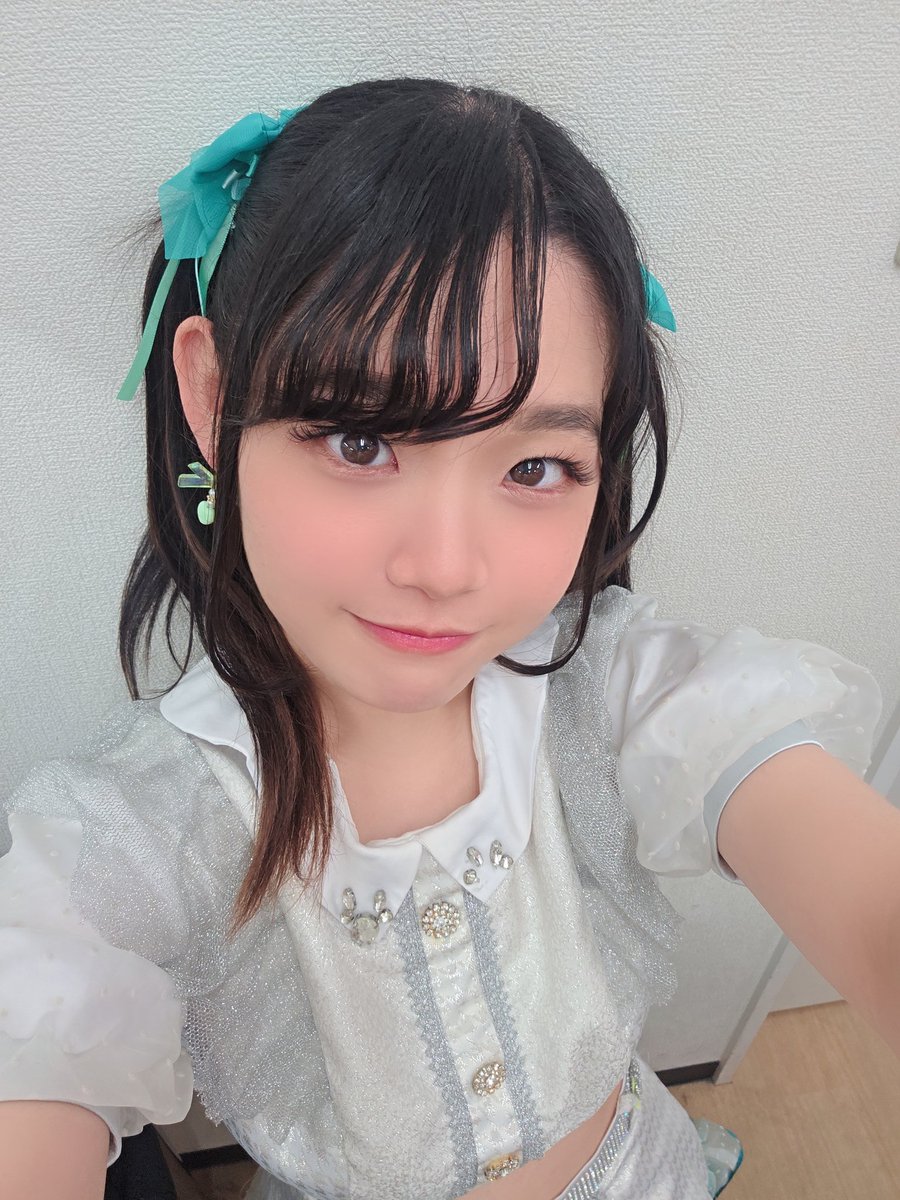 やっぽん☀ 今日はライブで会える日🌟 午後も頑張っちゃお〜🎶