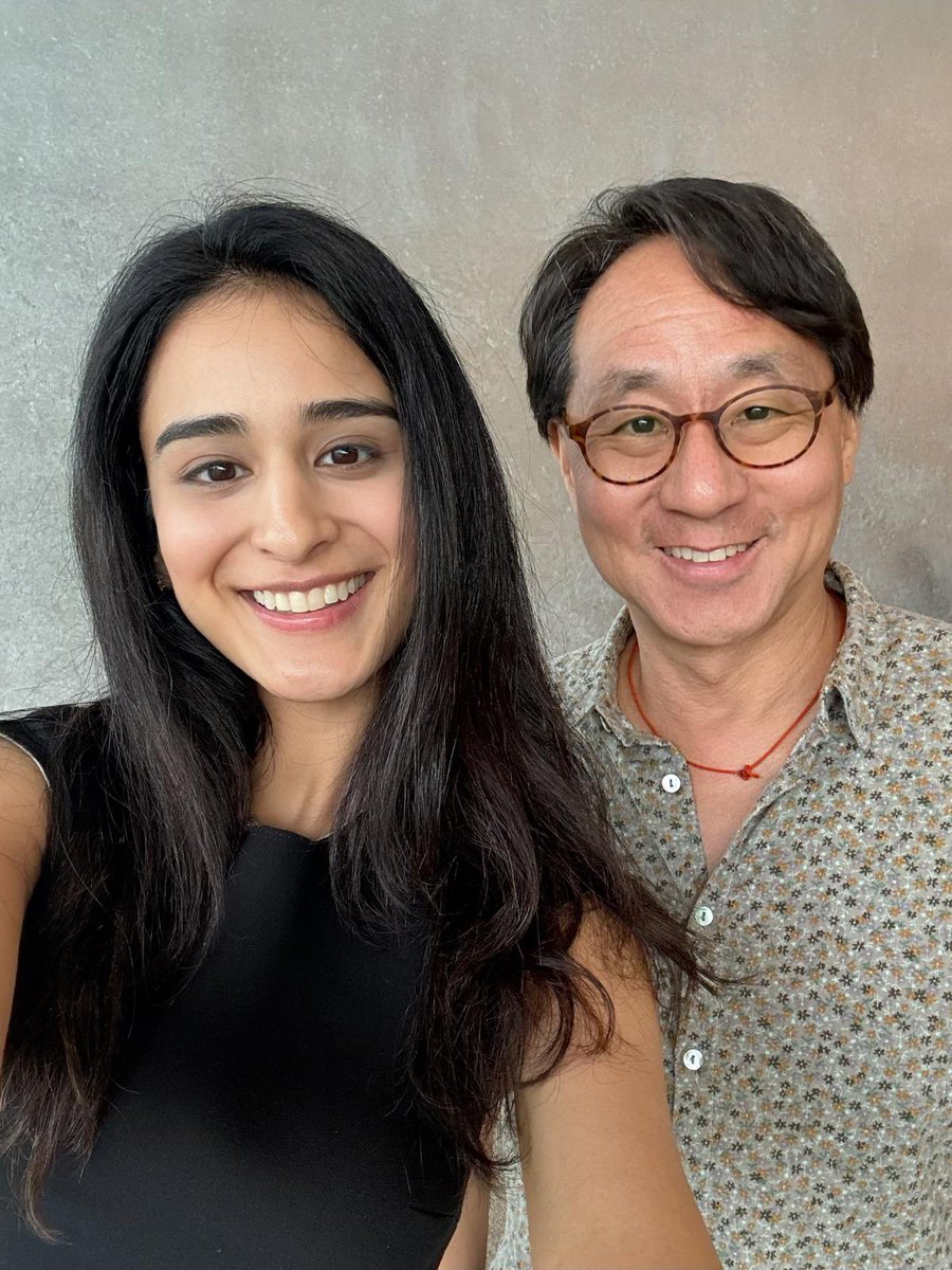 CurtisSChin's tweet photo. What do these pics have in common?! Educators & education will help shape the world: #USA, #India, #Belgium & beyond. Have a read: https://t.co/qb458DmlPa
@StacieBerdan @AngelaChitkara @PriyamGM @MilkenScholars @Milken @ColumbiaSIPA @atlasskilltech #edtech #openmindset https://t.co/FJeRhV3cvm