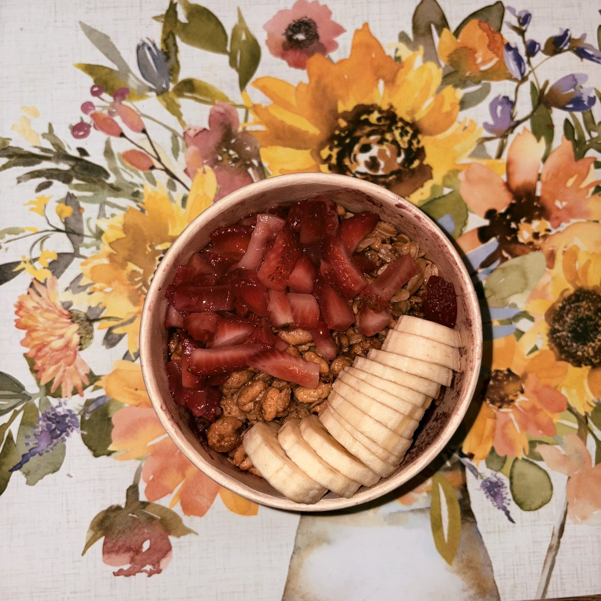 𝘈𝘯𝘯𝘢𝘭𝘪𝘴𝘴𝘦 ✰ tweet media