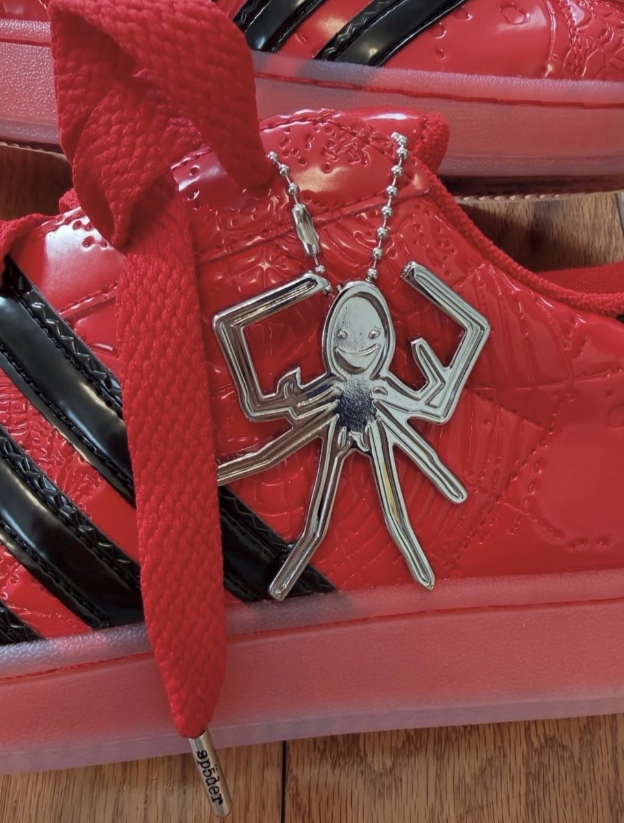 Sp5der x adidas Superstar “Red” 🕸️🕷️

• March 3rd
• $160