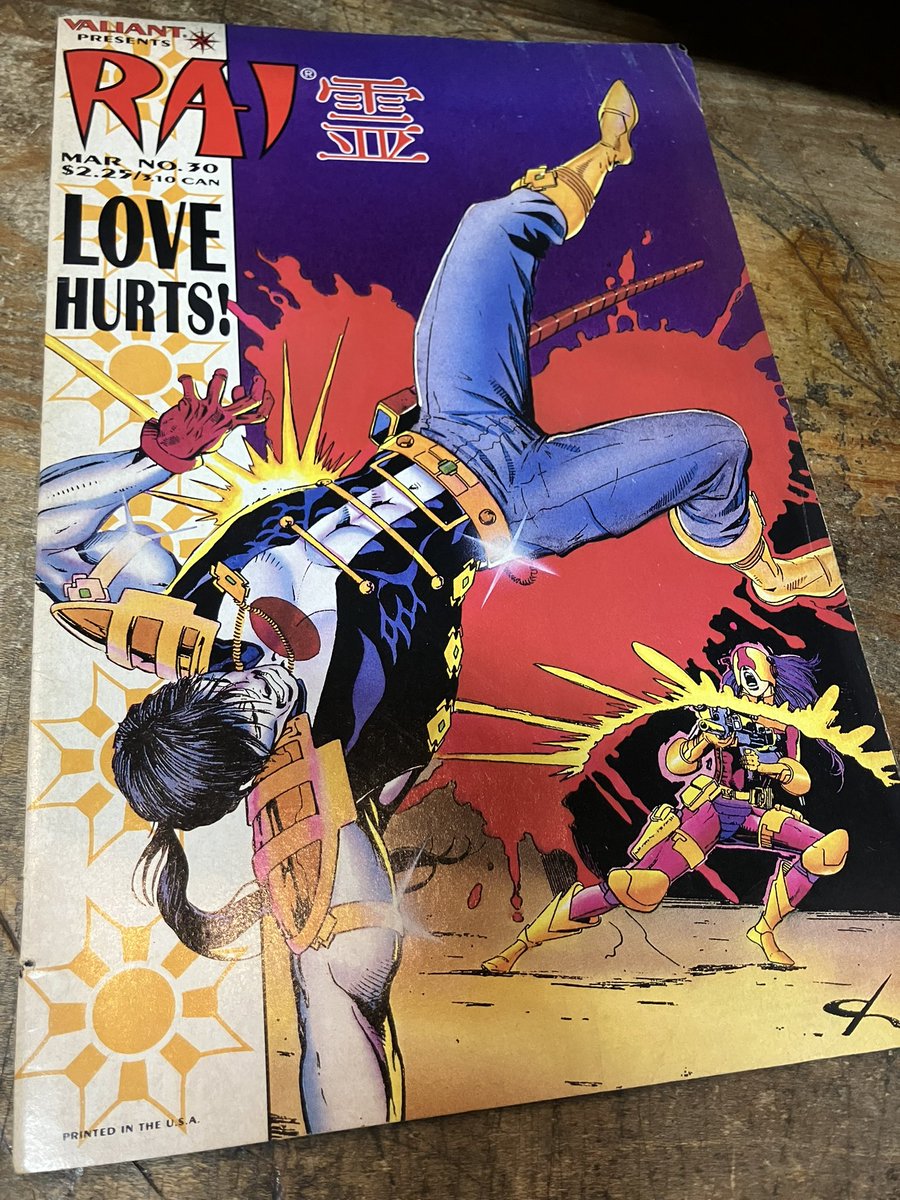 アメコミリーフを外へ