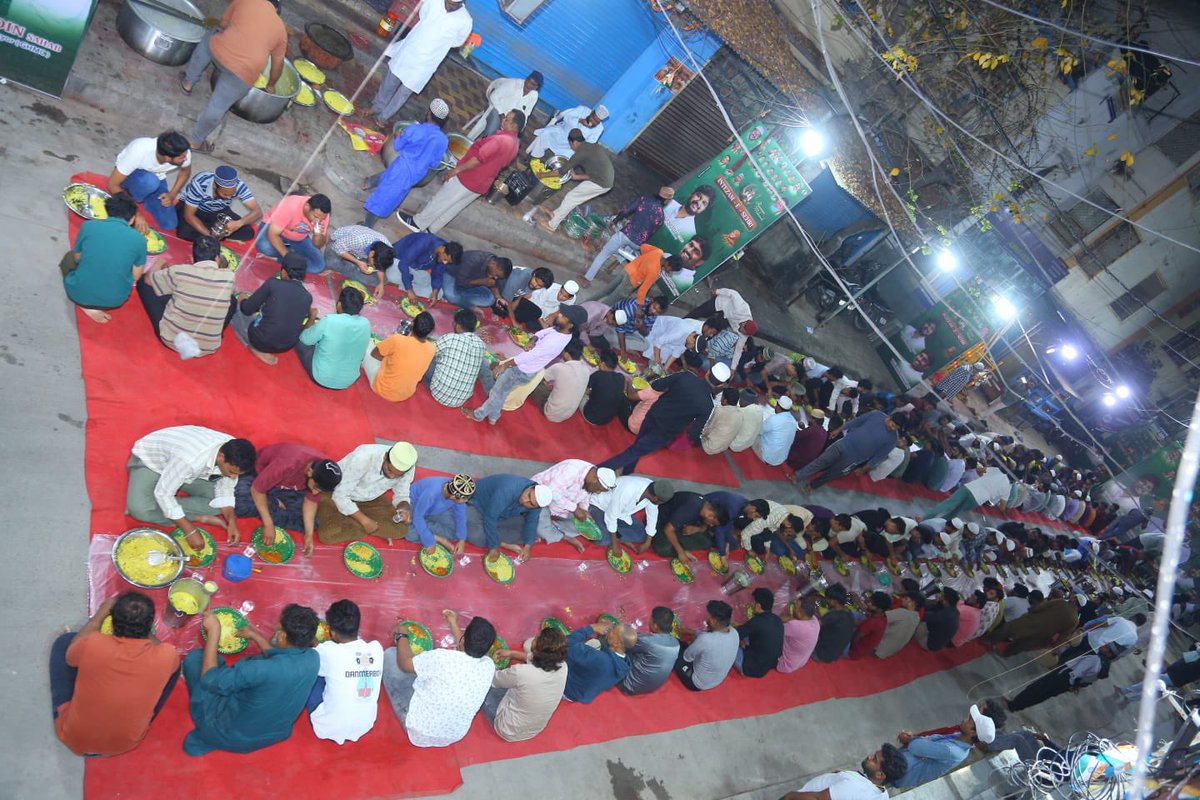 ✨ On the Auspicious Occasion of the Holy Month of Ramzan 2026 ✨

Day 9 of the Saheri Programme was successfully completed at NRR Puram, Site-1 near Kaman, Borabanda. The programme was organised by Md. Baba Fasiuddin, Corporator of Borabanda and Former Deputy Mayor GHMC.
