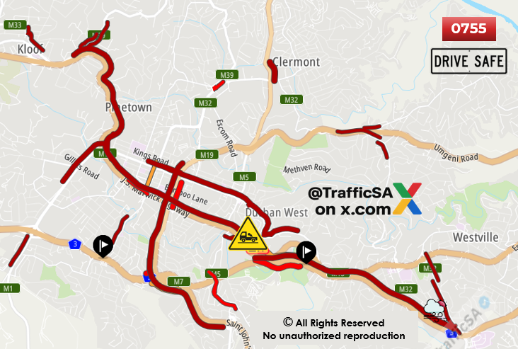 TrafficSA's tweet image. Durban - #AVOID  M13 East:  Stationary Truck blocking the route at Paradise Valley