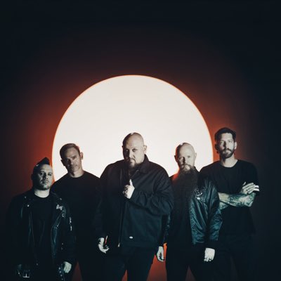 atreyuofficial's tweet photo. #NewProfilePic https://t.co/ByVuPVlObz