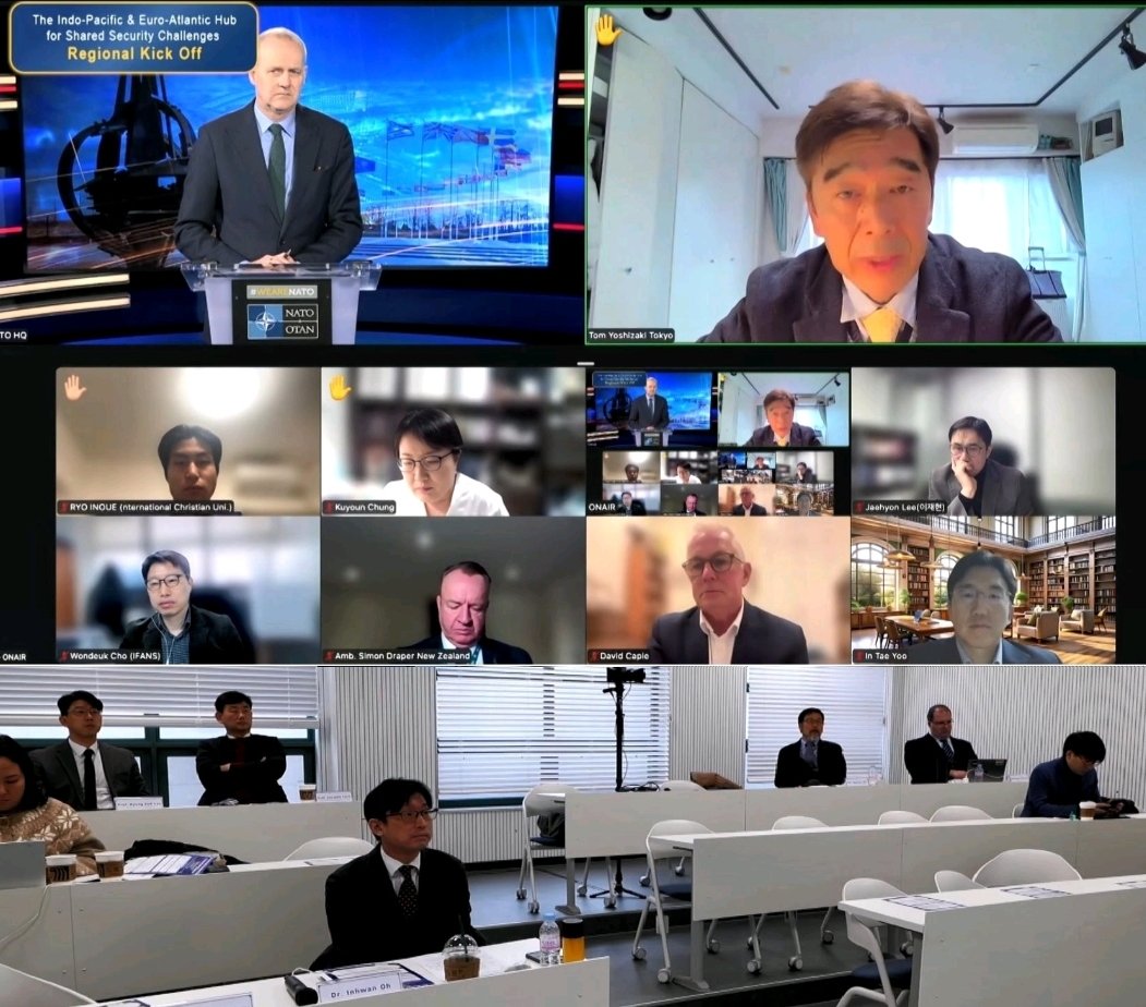PietroDeMatteis's tweet photo. With Amb. Ruge &amp; 13 think tanks/universities from  🇦🇺, 🇯🇵,  🇳🇿, 🇰🇷  @NATO launched the virtual "Indo-Pacific &amp; Euro-Atlantic Hub for Shared Security Challenges" 🌏 to enhance public understanding on issues like hybrid &amp; cyber threats, disruptive techs &amp; support for Ukraine 🇺🇦 https://t.co/8yzz11H3K1