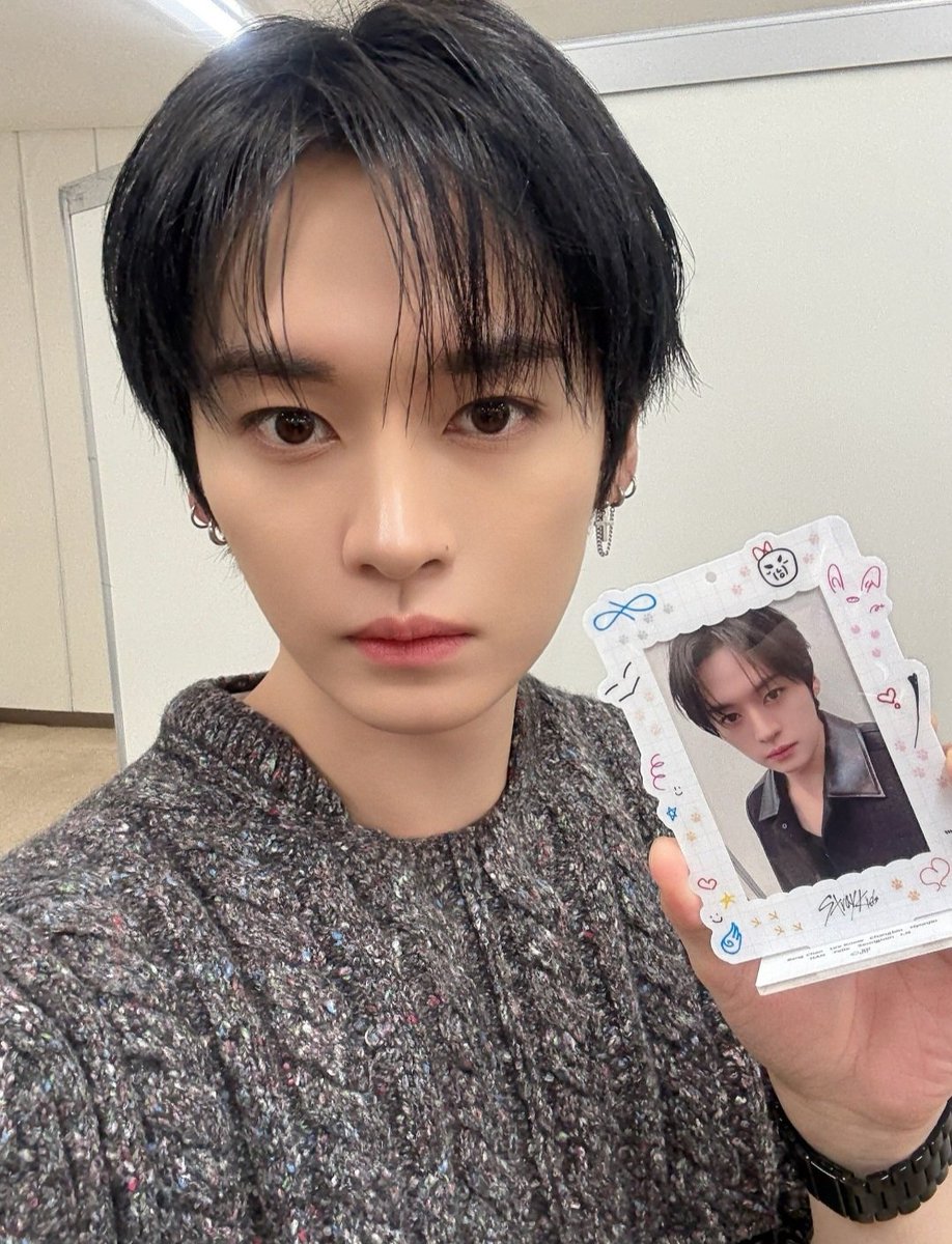 cayot2_jh's tweet photo. STAY JAPAN 2026년 갱신특전 셀카

#StrayKids
#スキズ
#STAYJAPAN https://t.co/qCG7I5fKIO