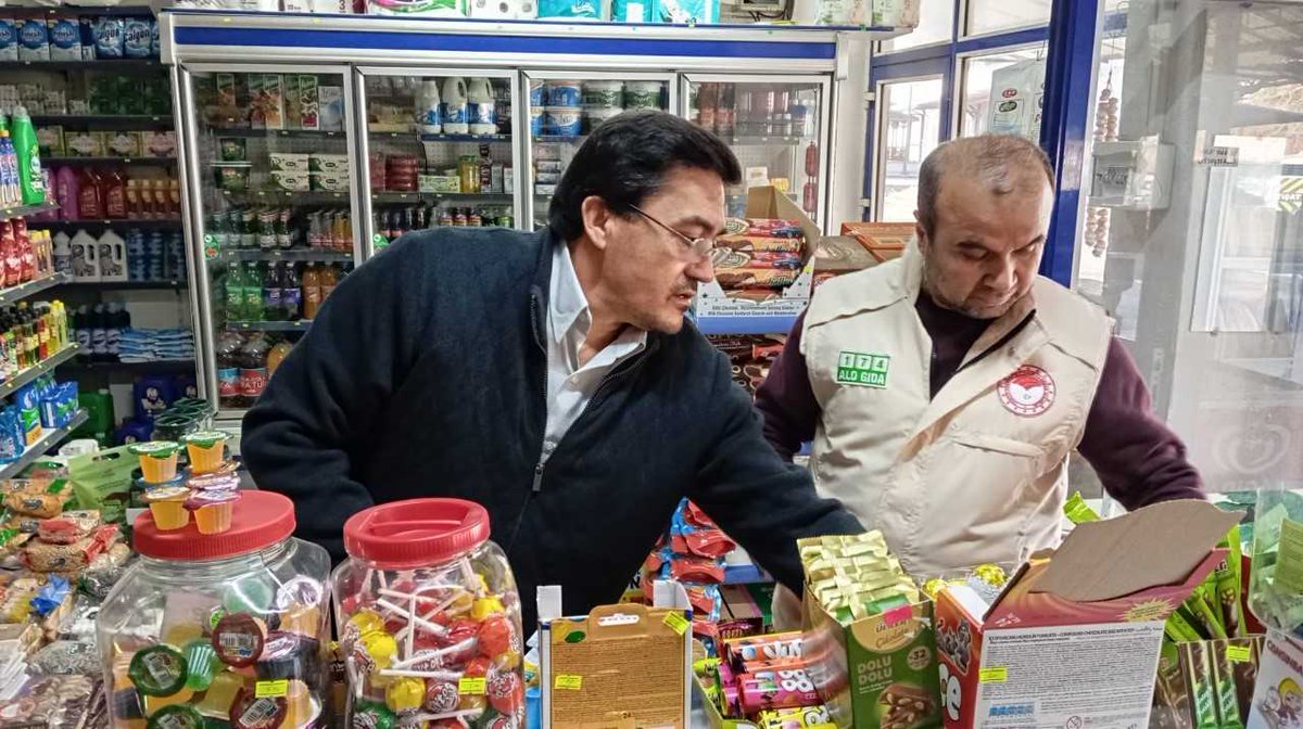 🍽️ Gıda Denetimlerimiz Aralıksız Devam Ediyor!
#Kadınhanı İlçe Tarım ve Orman Müdürlüğü Gıda Kontrol Personellerimiz tarafından ilçemizde faaliyet gösteren gıda satış işletmelerine yönelik denetimler aralıksız sürdürülmektedir.