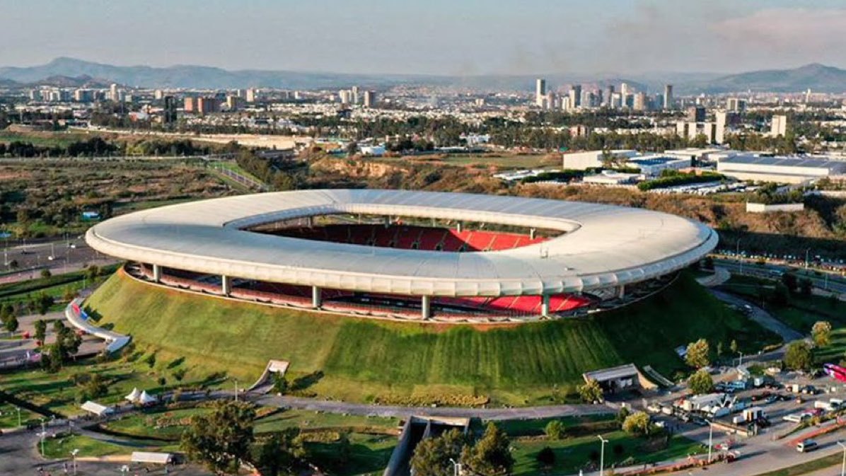 MÉXICO | En plena remodelación de los estadios para la Copa del Mundo 2026, grupos voluntarios encontraron 456 bolsas con restos humanos. 

Las autoridades alegan que esto “es algo normal y que el turista deberá aceptarlo”, mientras que el Presidente de la FIFA, Gianni Infantino