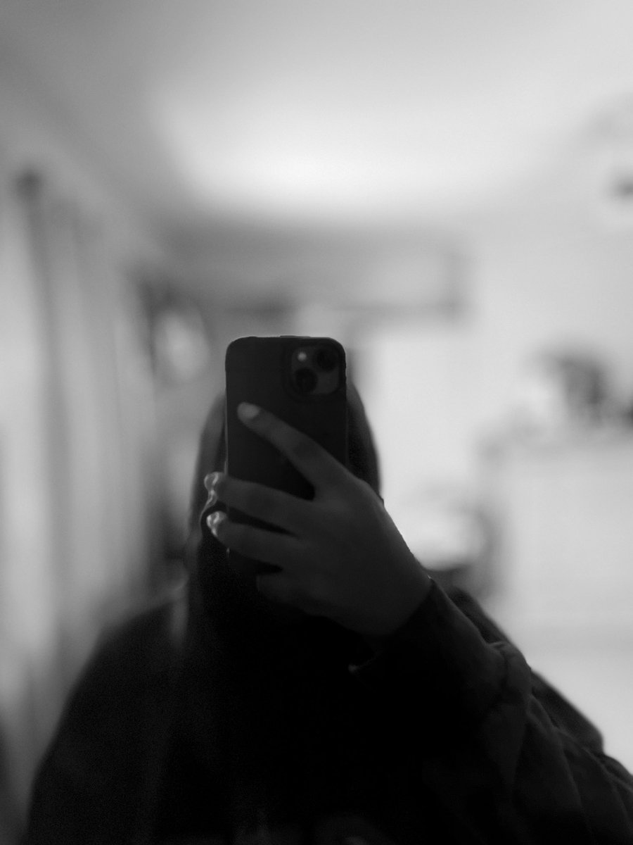 Southen_😼 tweet media