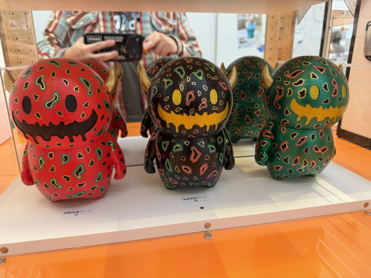 Art toy Tsugaruの朱、翠、新色の蒼✨ Art toy BIG Galaxy 追加しま