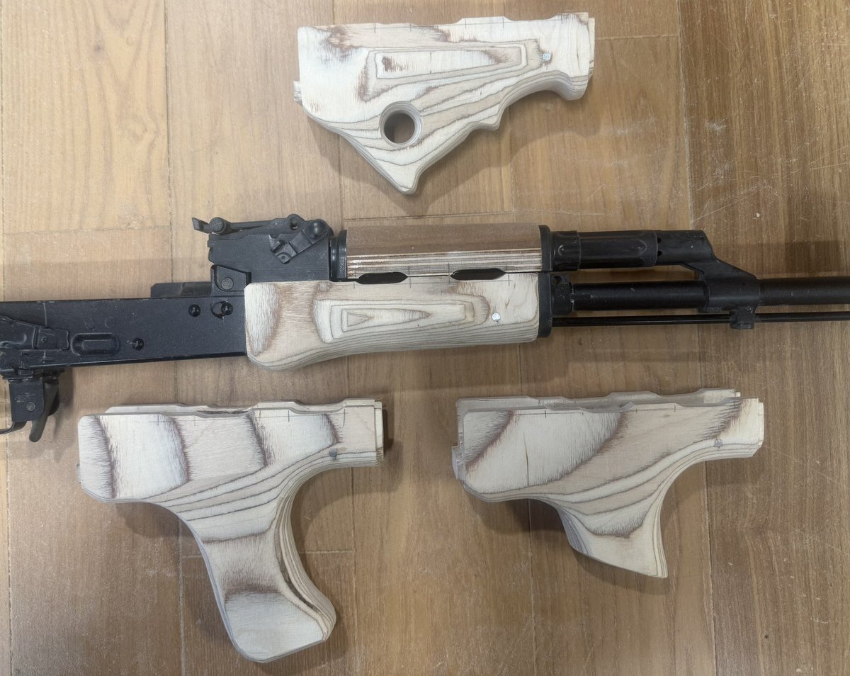 aohate custom tweet media