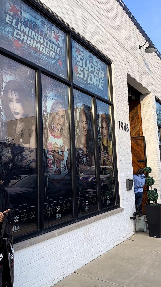 D3fault_account's tweet photo. Chicago Climination Chamber super store #EliminationChamber #WWE #WWEChamber #WWESuperstore #WWEStore #WWEShop #EliminatiomSuperStore #Chicago #WWEEliminationChamber #WWEEliminationChamberStore #WWEEliminationChamberSuperStore #EliminationChamberSuperStore #EliminationSuperStore https://t.co/KnYmOj0HJE