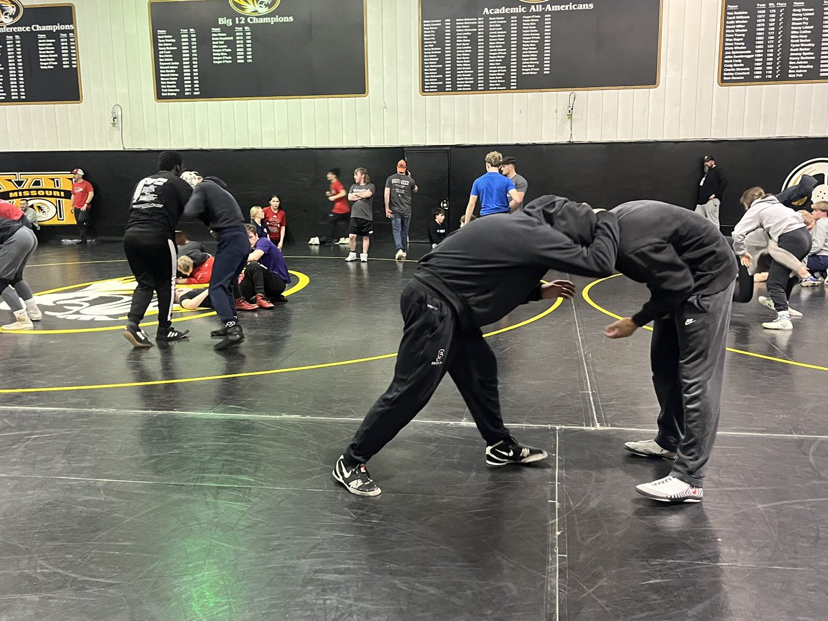 Summit Wrestling tweet media