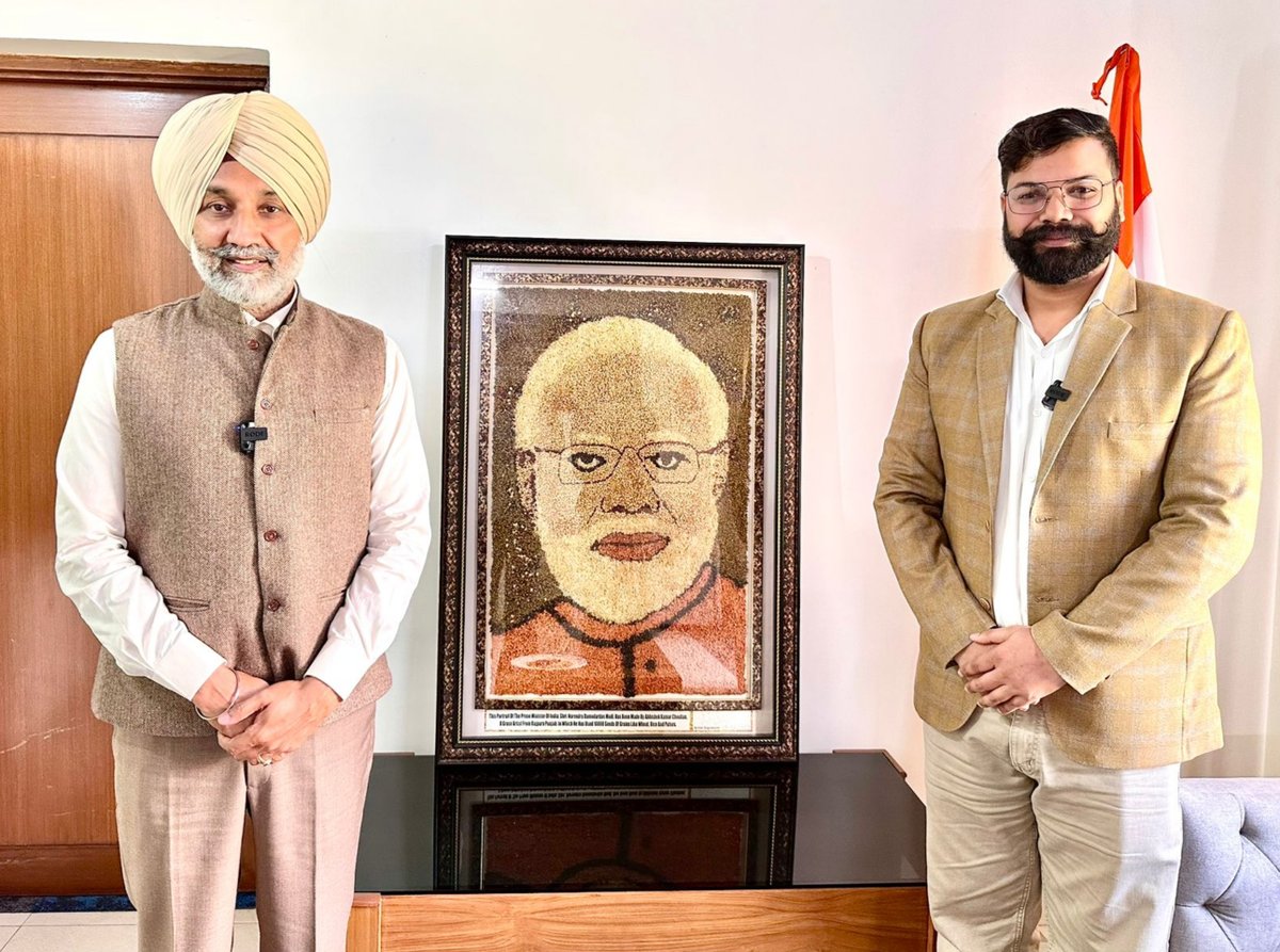 GrassArtist's tweet photo. Hon’ble Shri Satnam Singh Sandhu @satnamsandhuchd Ji heartfelt gratitude for taking this historical grain art to the Hon’ble Prime Minister @narendramodi during the Budget Session.
“मैंने 10,000 दाने जोड़े, आपने करोड़ों दिलों तक पहुँचाया।”

Proud moment for Rajpura and Punjab. 🙏 https://t.co/gv0g2t9Ojc