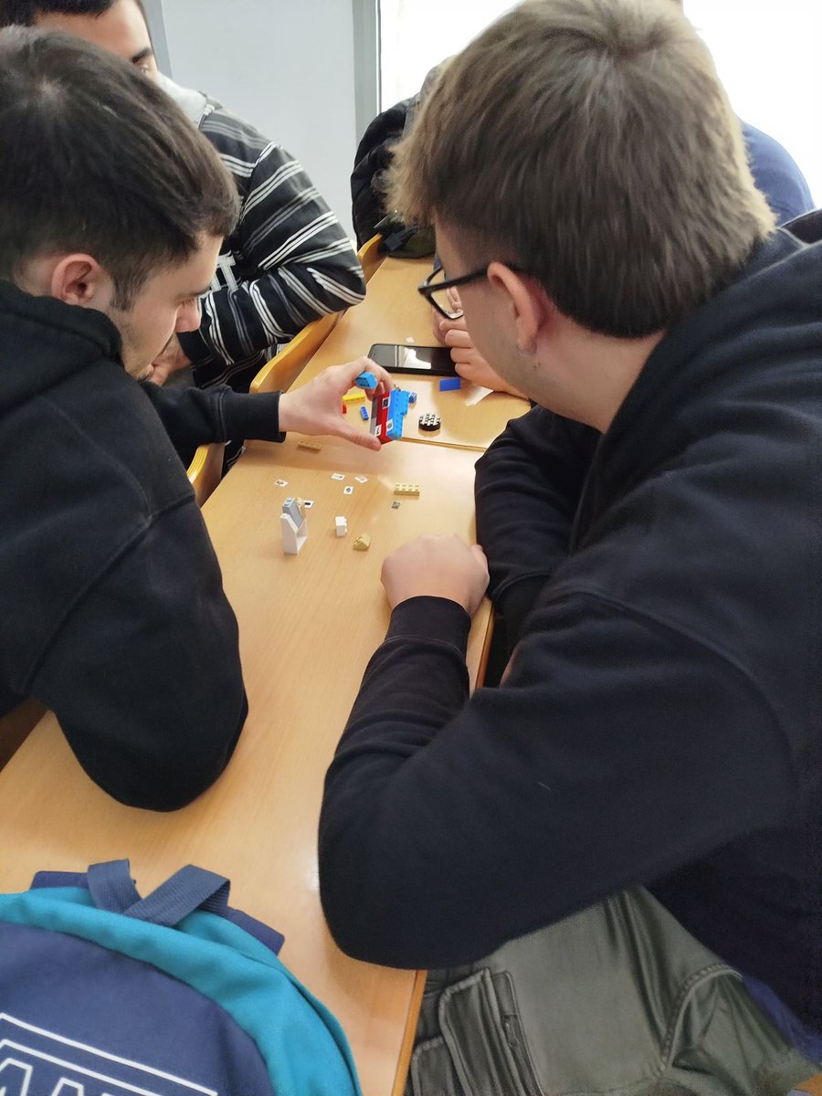 METARQ_UV tweet media