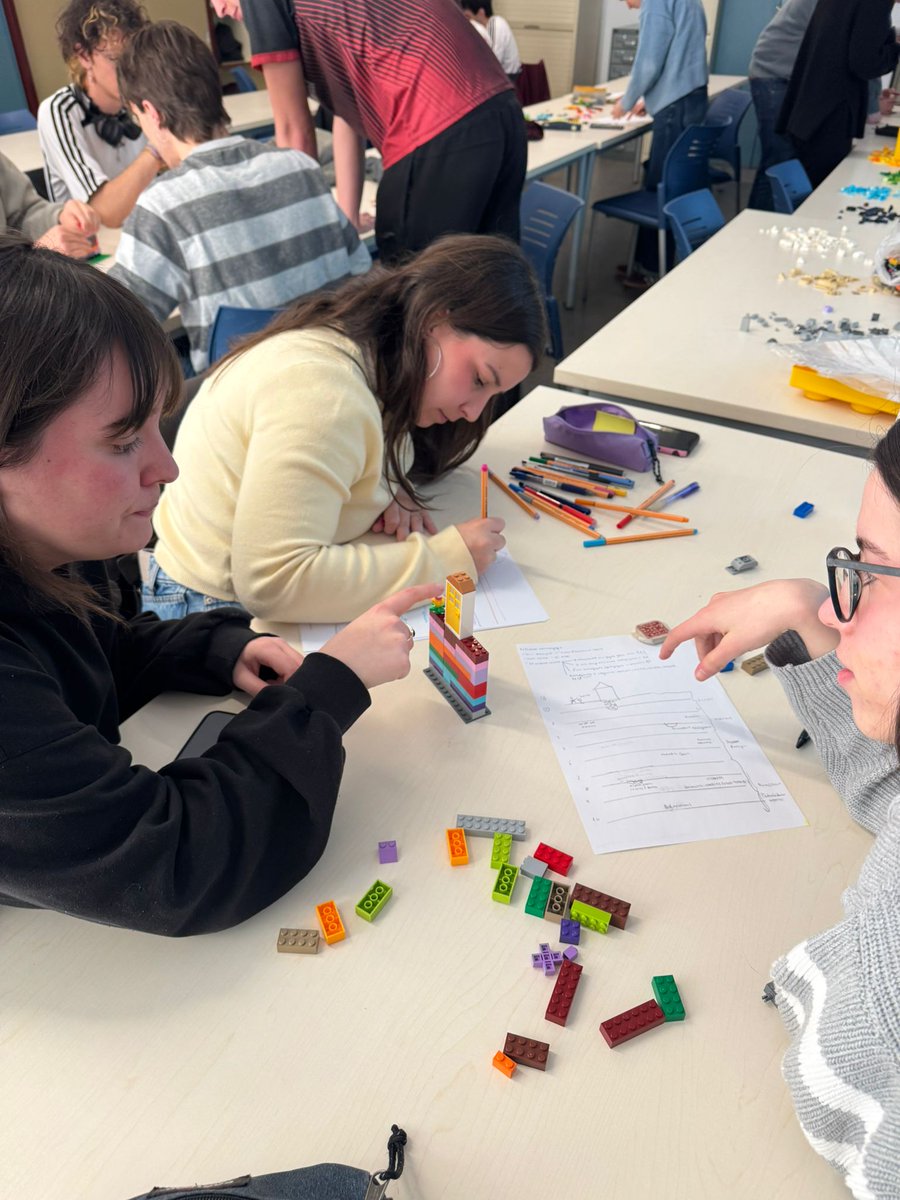 METARQ_UV tweet media