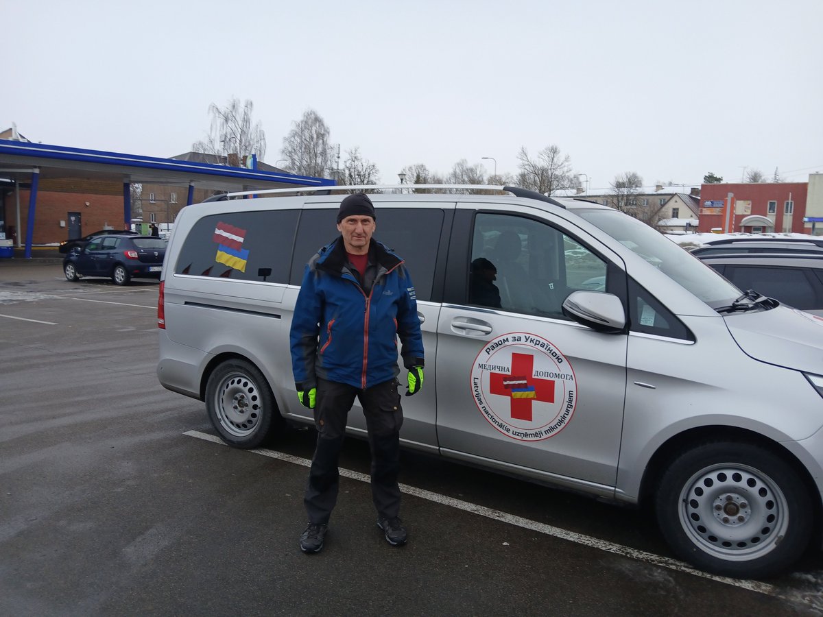 Mikroķirurgi (LV) tweet media