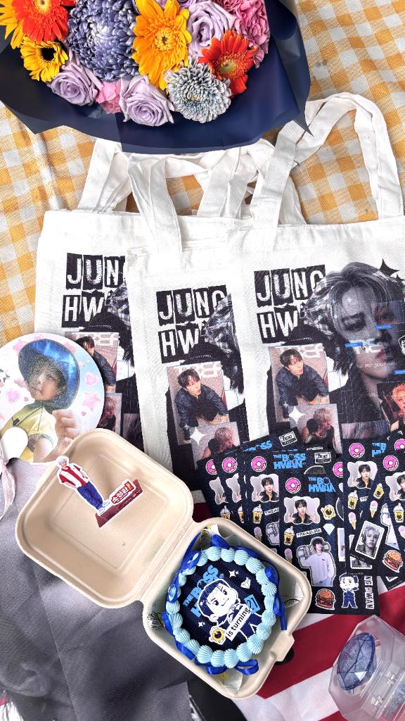 rum☆⋆˙ tweet media