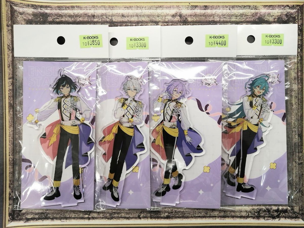 入荷情報】 「あんさんぶるスターズ」 等身アクリルスタンド 🦄Special