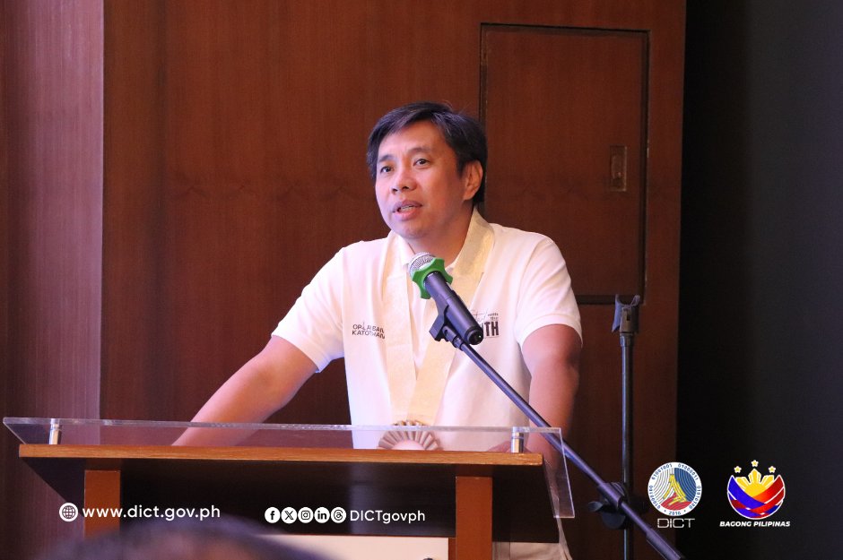 DICTgovph's tweet photo. Mas magandang infrastructure sharing agreements, mas maganda ang competition = mas magandang internet services para sa bawat Pilipino.

Basahin ang buong detalye rito: https://t.co/7xl1IOl4z4

#DICT #Infinivan #RoyalCable #DigitalInfrastructure #Connectivity #DigitalBayanihan https://t.co/zBitSmqCbu