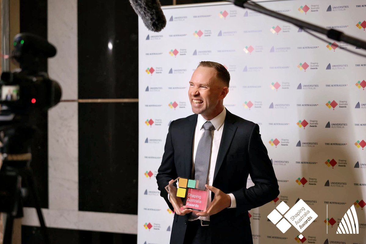 Universities Australia tweet media