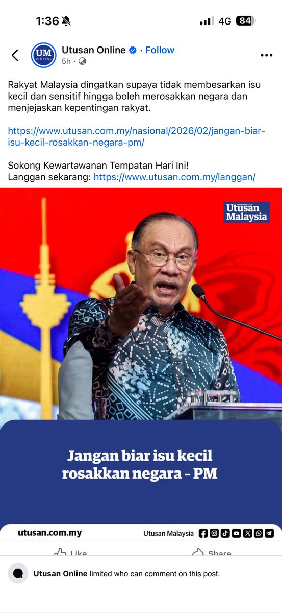 mhmmdhsm's tweet photo. Jangan isu kecil rosakkan negara 
"Pijak Al-Quran" isu kecil juga kot 

Demi balas budi pengundi minoriti kena la pejam mata bak kata YB rafiziramli hanya 25% orang melayu sokong PMX last PRU. https://t.co/0mdzTBPgH1