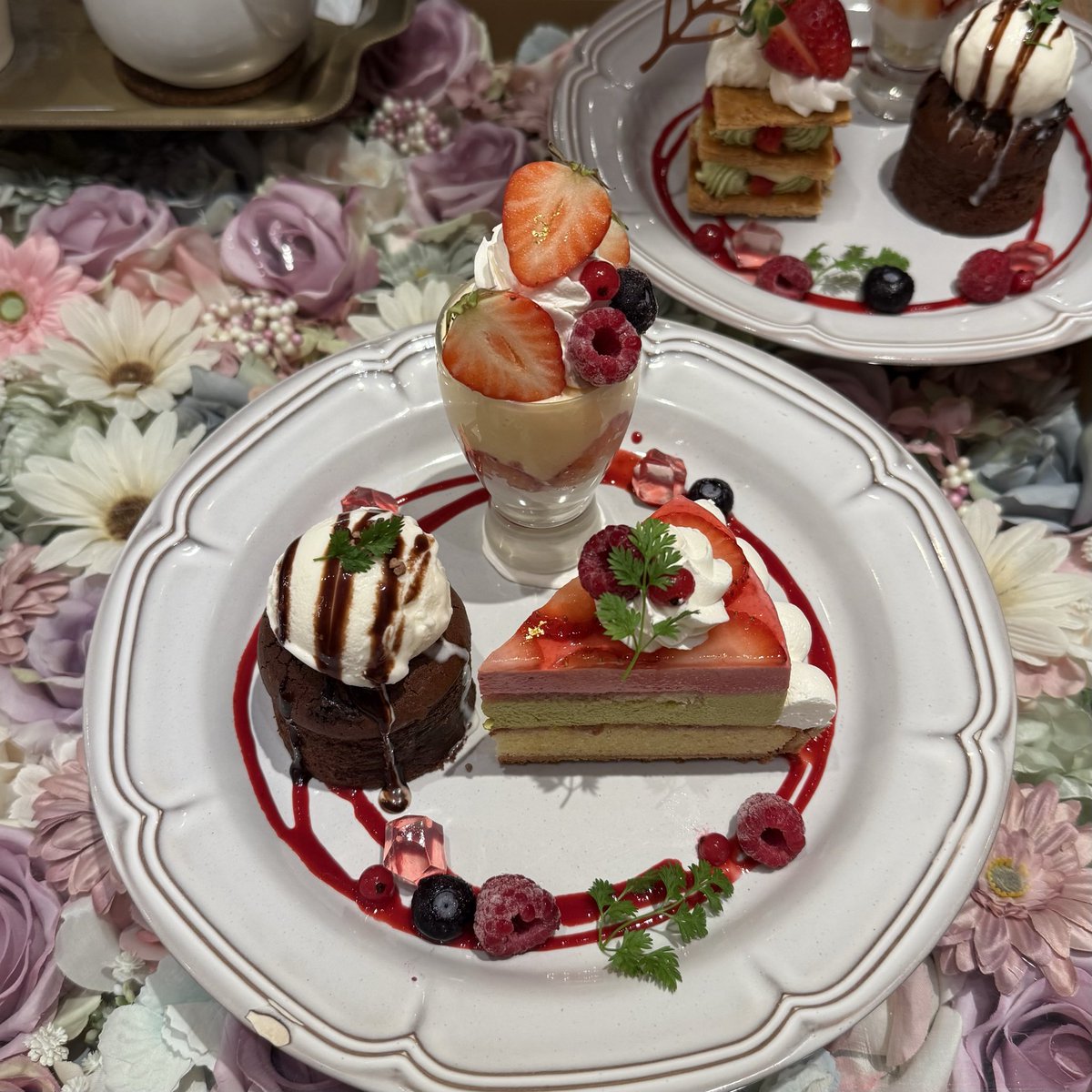 25_akane_25's tweet image. 友達とカフェ行って来た🍰
自分の事を分かってくれる
数少ない友達☺️
#ルクア #LARGO #ケーキ
