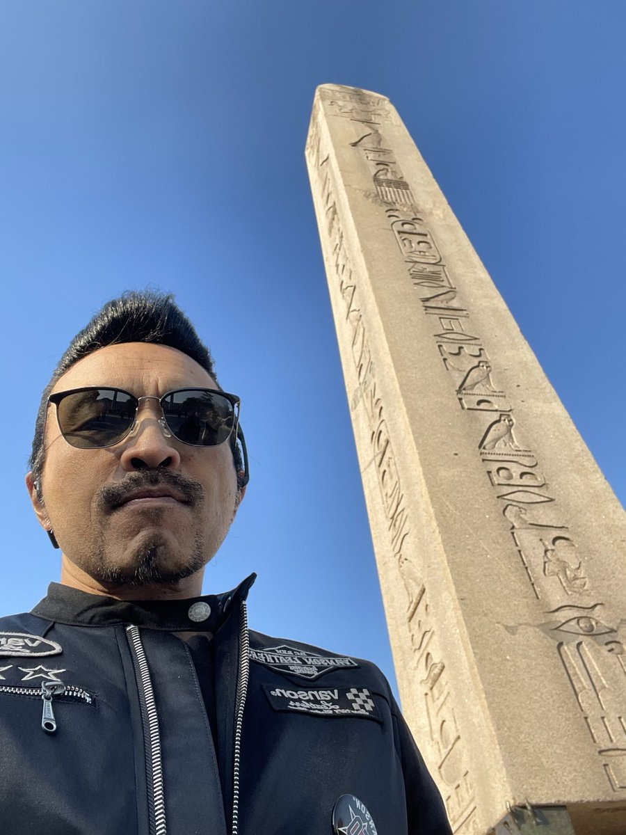 elvispresley624's tweet photo. 【第四回】日野秀彦と行く
背骨コンディショニングと
エジプト・ナイル川クルーズ8日間

私はこの旅を、必ず実行します。

これは単なる観光ではありません。

◆ スフィンクス 特別区域入場（足元まで）
→ 普段なかなか入れない場所に立つ、圧倒的な体験

◆ 5月27日「背骨の日」
ナセル湖を前に行う、特別な朝のチャリティ体操レッスン
（全国の学校に戻れない子どもたち、貧困に苦しむ方々へ
「食・職・夢・希望」を届けるプロジェクトをエジプトから世界に発信します）

◆ ナイル川クルーズ
世界最長の河を航行しながら、心と身体を整える時間

◆ アブ・シンベル神殿
◆ 王家の谷・ツタンカーメン王墓
◆ ハトシェプスト女王葬祭殿
◆ カルナック神殿 ほか

このツアーが「元気になって帰れる」理由

・移動や観光の合間に背骨コンディショニング体操
・後半になるほど体が軽くなると毎回好評
・万が一の不調時も、背骨矯正（オプション）あり

✈️ 安心のフルサポート

✔ エジプトビザ・入国サポート付き
✔ 全行程 専用車移動
✔ 全行程3食付き
✔ イヤホンガイド付き
✔ 全行程 添乗員同行

2026年5月24日〜31日（8日間）

正直に言います。

安い旅ではありません。

でも、安さで選ぶ旅でもありません。

人生には
「行けばよかった」と
後悔する瞬間があります。

私はナセル湖で
“背骨の日”を迎えます。

本気で人生を動かしたい方だけ
一緒に来てください。

お問合わせ•申込
RENGE BUREAU（レンゲ ビューロー）
rengebureau@gmail.com
080-8723-1256
担当：樋口知枝

#エジプトツアー
#背骨の日
#人生の決断
#日野秀彦と行くエジプト