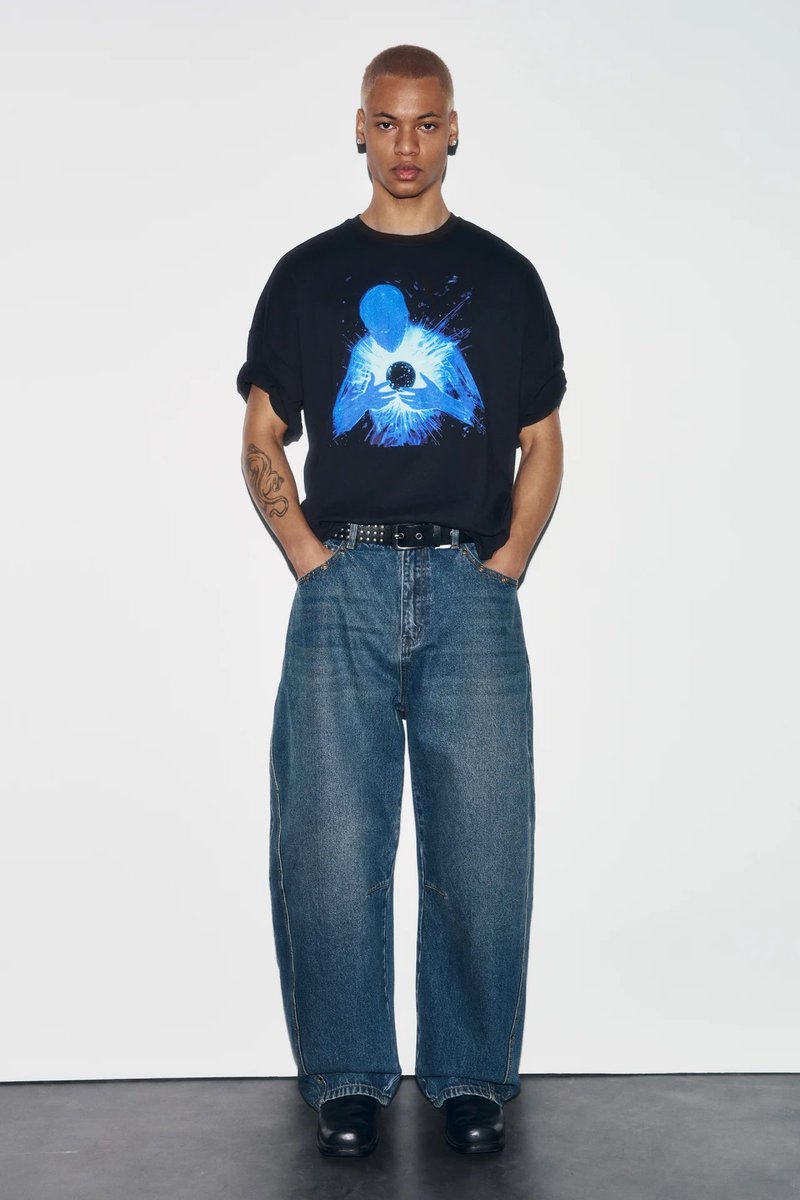 etozheques tweet media