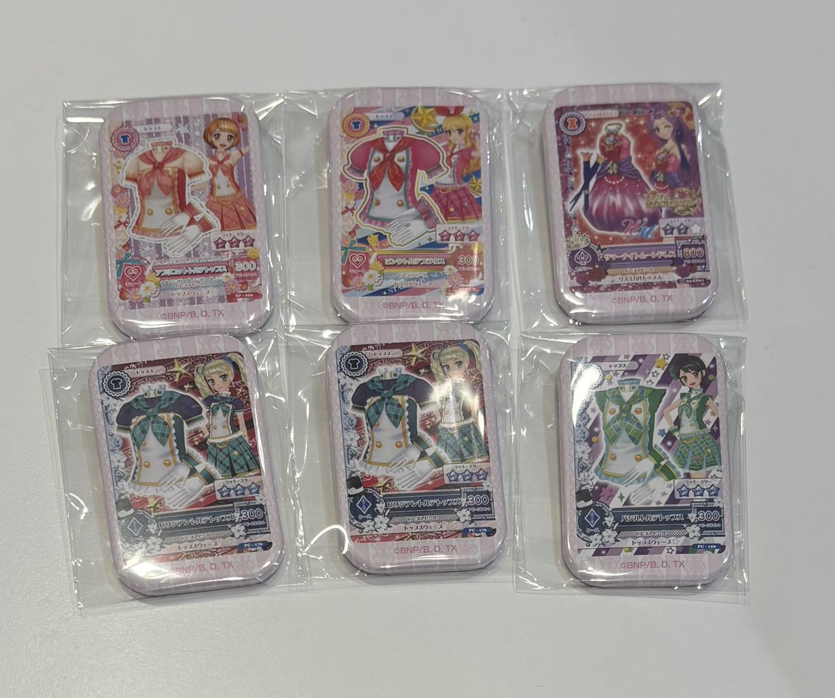 merumeru_99's tweet photo. アイカツ!スクエアCANバッジ缶バッジ
グッズ交換

【求】
❤️箇所
(A
みくる
あおい
(B
みくる
あおい

【譲】
画像
あかり　いちご　美月　ユリカ　シオン

【取引】郵送 https://t.co/ZaBASQQ9Qj