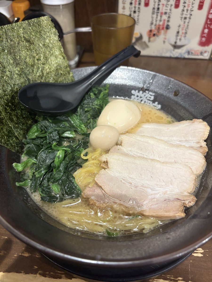 ももかん* tweet media