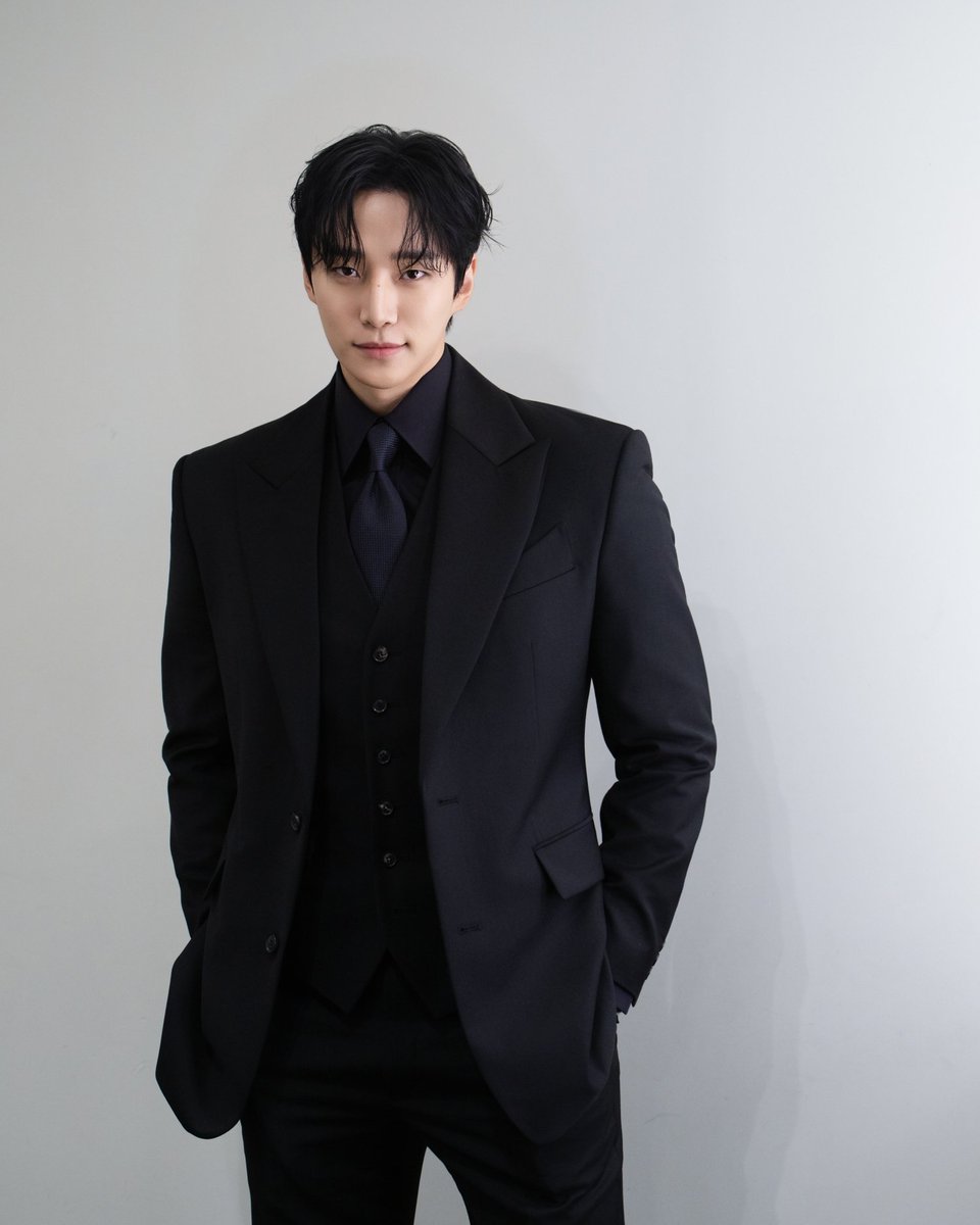 준호 이 모습으로 마담투쏘 만드는거 같은데 이날 맞나?