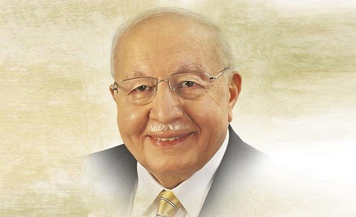"İman tekeden süt çıkartır!" diyerek sözlüğünden imkansızı çıkaran, bu milletin özgüvenini yeniden inşa eden bir dahiydi Erbakan Нoca...

Sadece bir siyasetçi değil; Gümüş Motor ile yerli üretimin fitilini ateşleyen bir mühendis, meşruiyetten sapmadan büyük bir hukuk mücadelesi