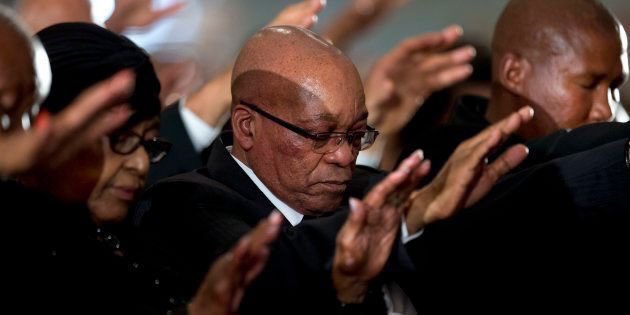 MetjahTebogo's tweet photo. ‘We are pleased to inform you’ emails 🕯 https://t.co/q09lqPTKGt